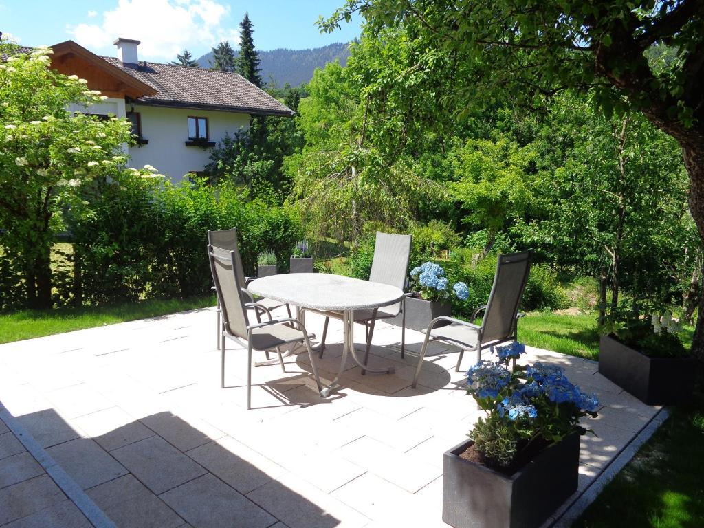 Hotel Haus Enzian Thiersee Exterior foto